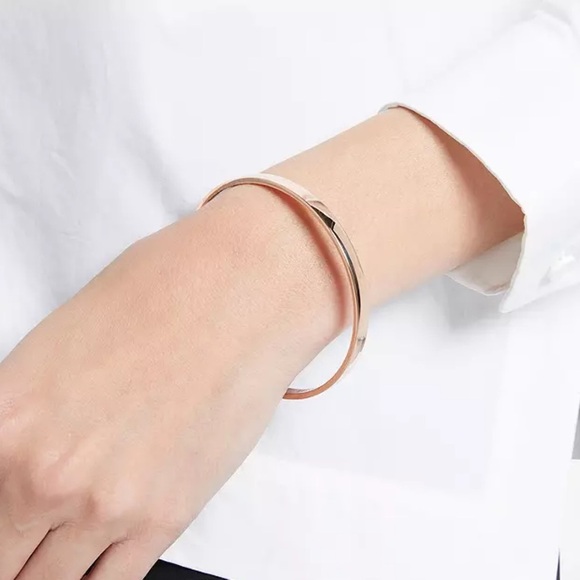 KATE SPADE • Stop And Smell The Roses Idiom Bangle Bracelet - Picture 3 of 6